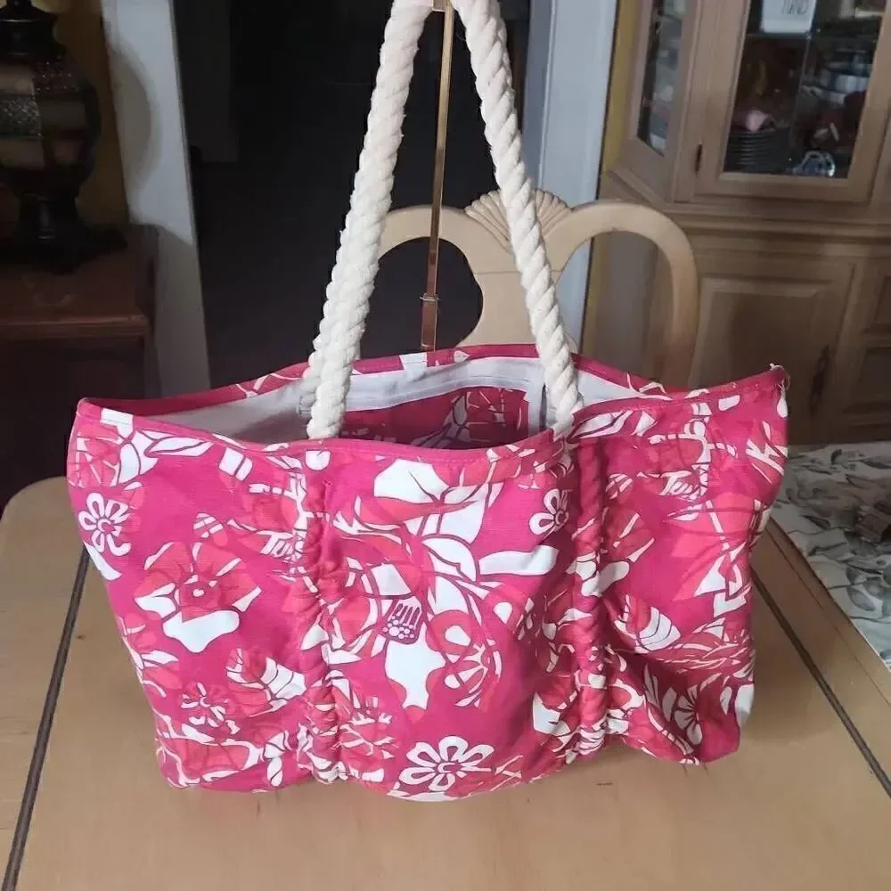 Tropical pink and white beach bag